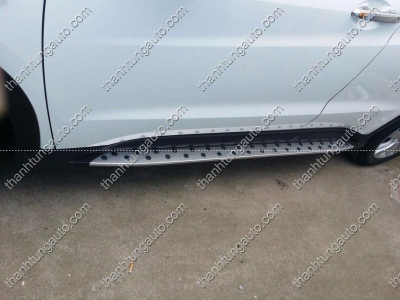 Bậc bước chân lên xuống cho xe HR-V mẫu 2