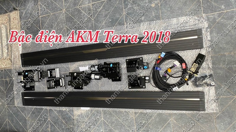 Bậc bước chân lên xuống điện cho xe Terra