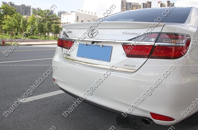 Đuôi gió thấp sát cốp cho Camry 2015-2018