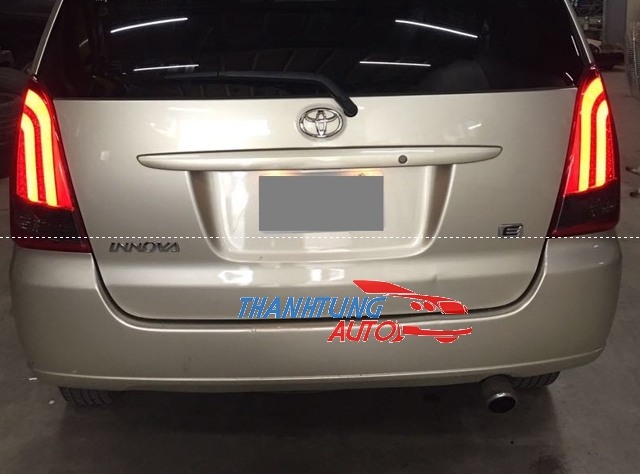 Đèn hậu độ Led mẫu BMW cho Innova 2012-2015 màu đỏ