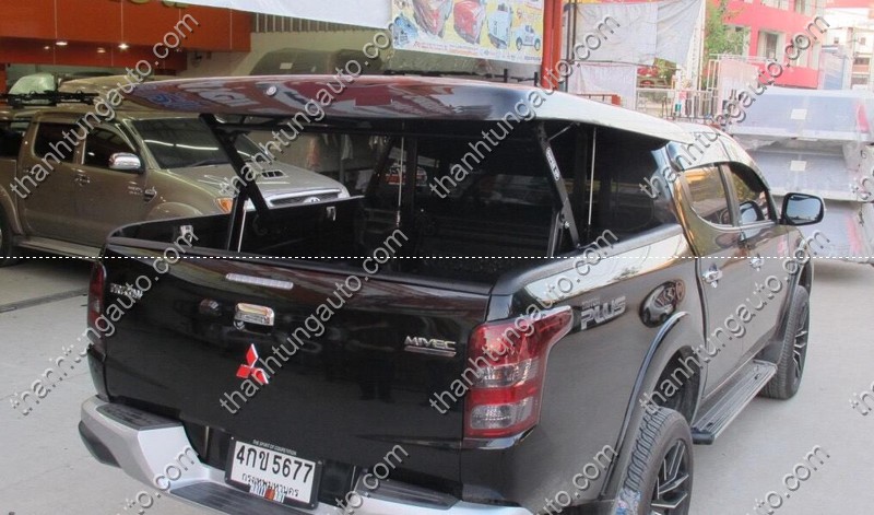 Nắp thùng mở 90 độ cho xe Triton 2015-2018