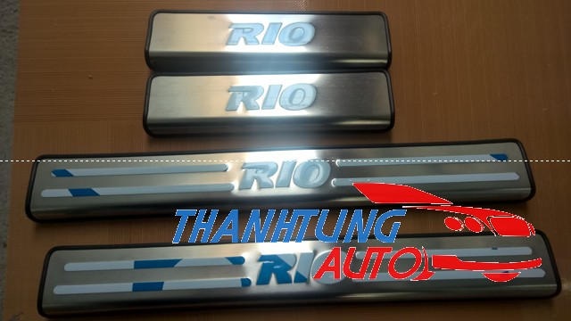 Nẹp bước chân không đèn kia Rio