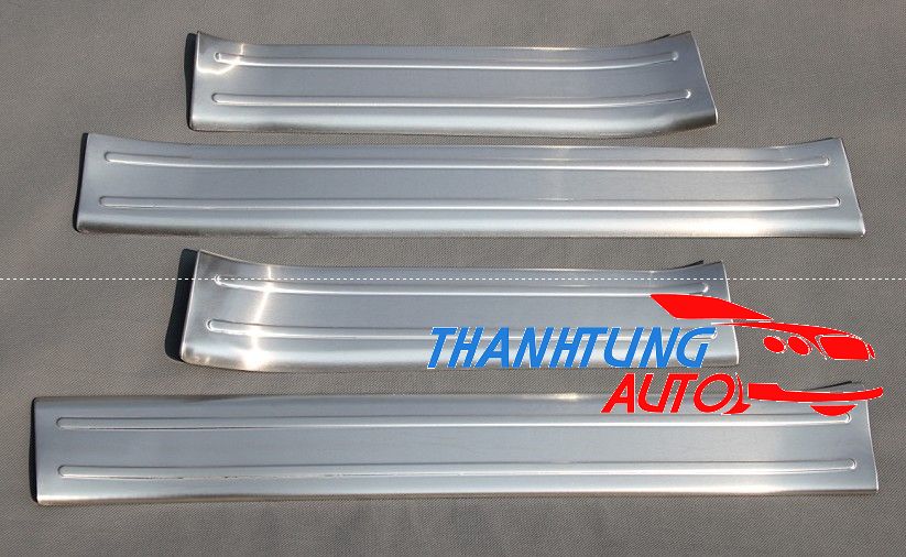 Nẹp bước chân miếng trong cho xe Mazda CX5