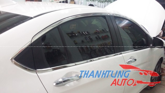 Nẹp chân kính + viền cong kính Honda City 2014 - 2015