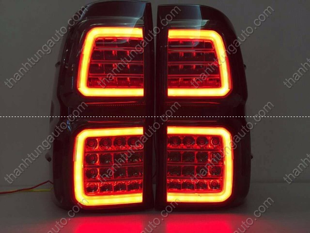 Đèn hậu Led nguyên bộ cho xe Hilux 2016-2017