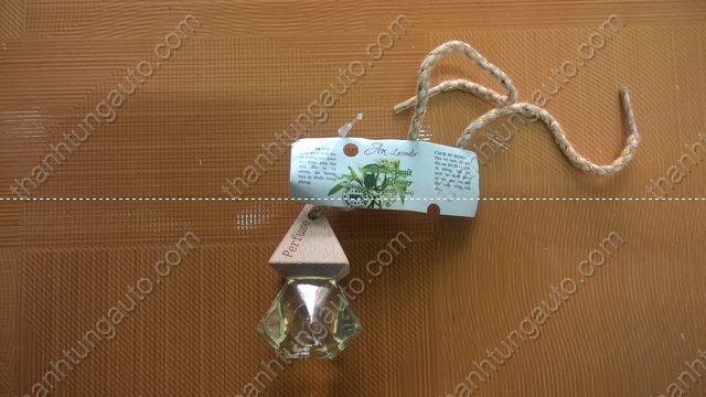 Tinh dầu thơm treo trên ô tô hương hoa bưởi