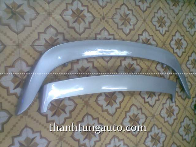Đuôi gió sơn theo màu xe BMW X6